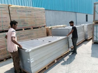 Damaged Stock of Solar Panel 545 WP